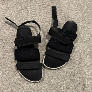 Women’s Sorel Stylish Black Sandals Size 9.5